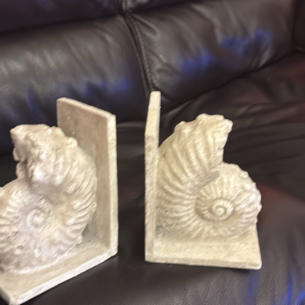 Two Bookends - Picture 1 of 5